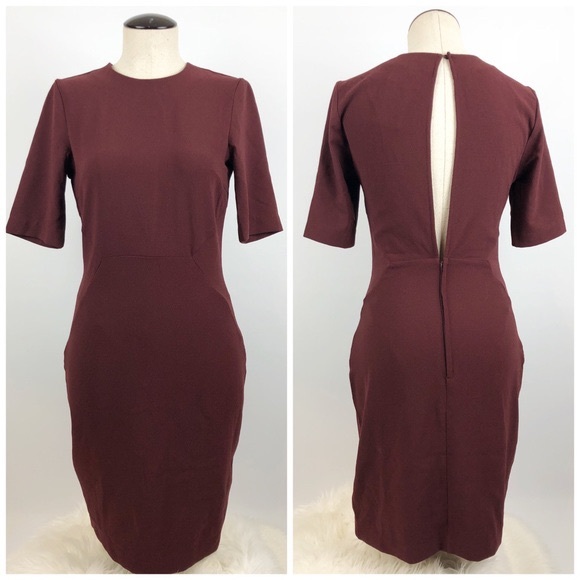 Cut out back fitted dress - Picture 1 of 4